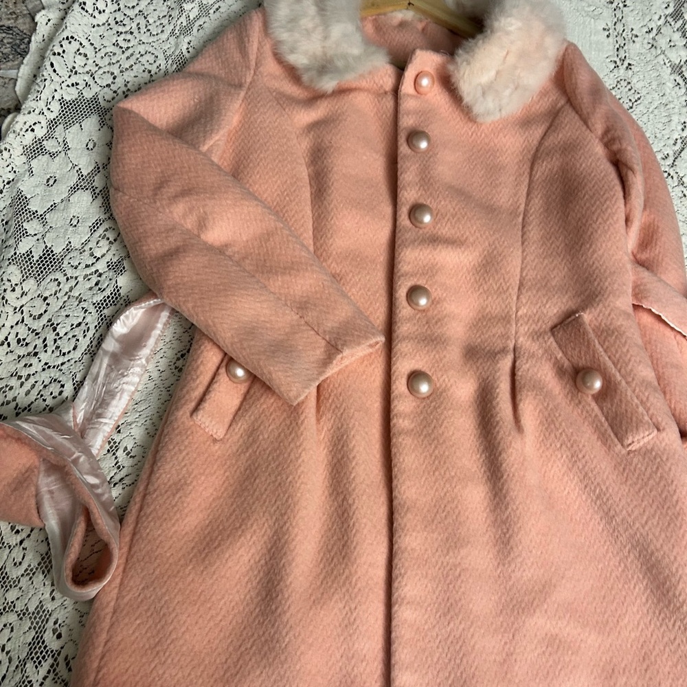 Elegant Pink Women's Coat with Faux Fur Collar